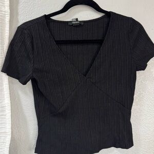 Forever 21 Black V-Neck Cropped Ribbed Tee